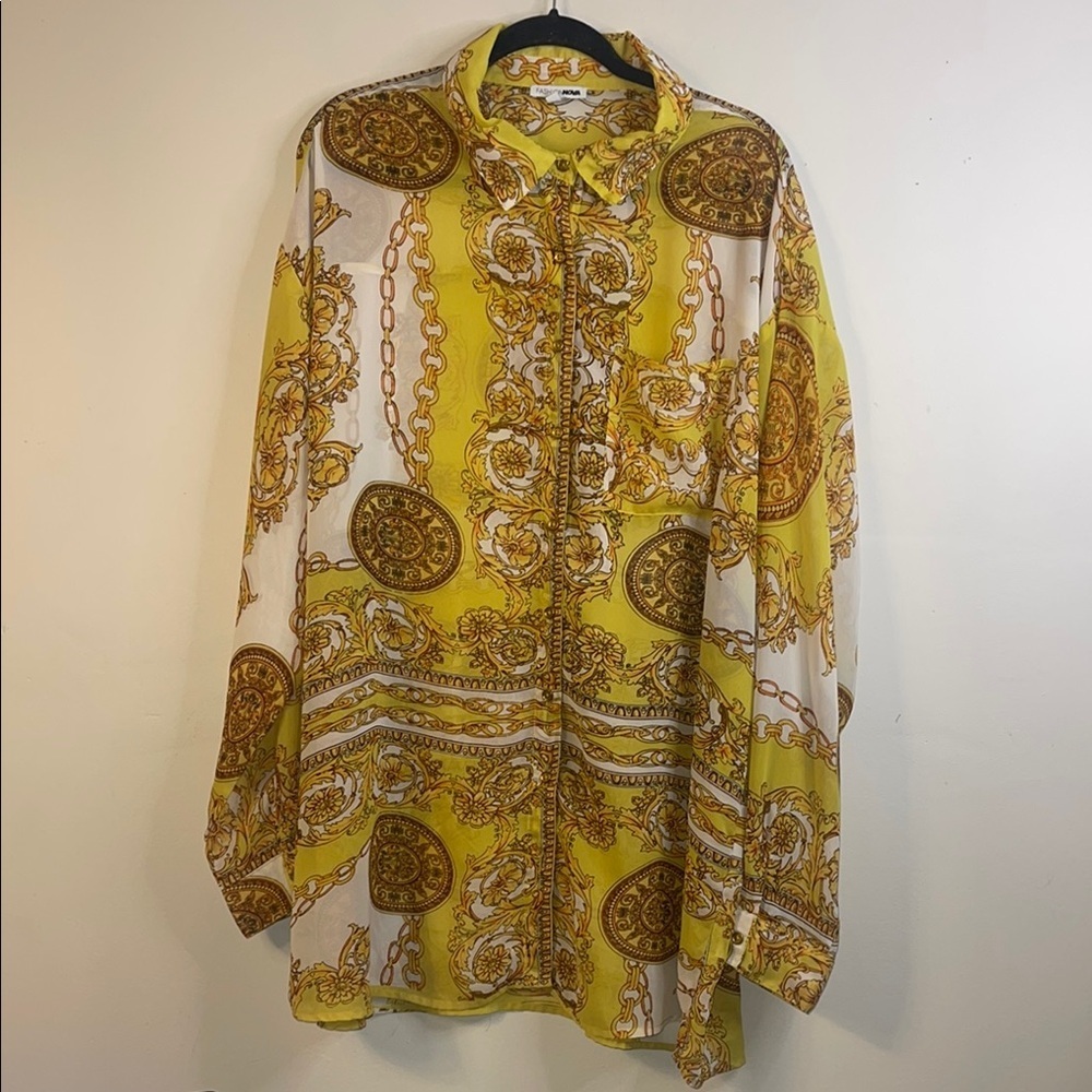 Fashion Nova Yellow and White Button Down Shirt Size 3X #54
